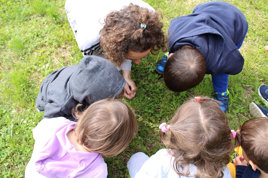 0-6 all’aperto. Un’educatrice racconta la sua esperienza “fuori”