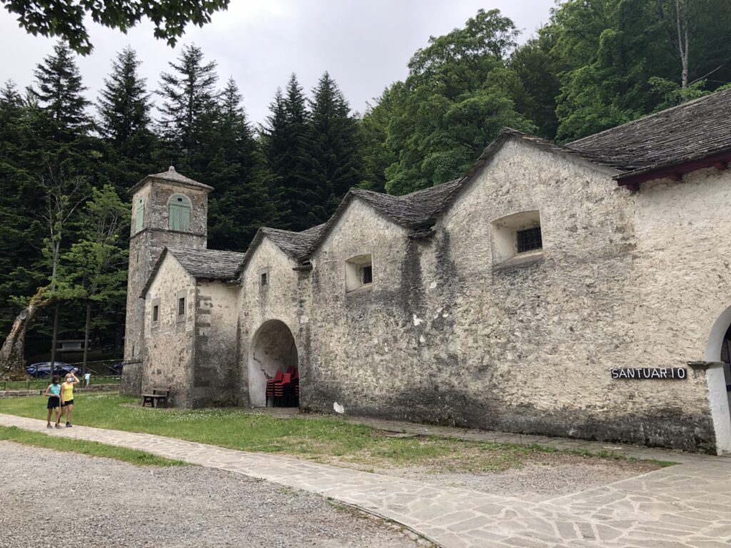 Il Santuario di Santa Maria dell'Acero